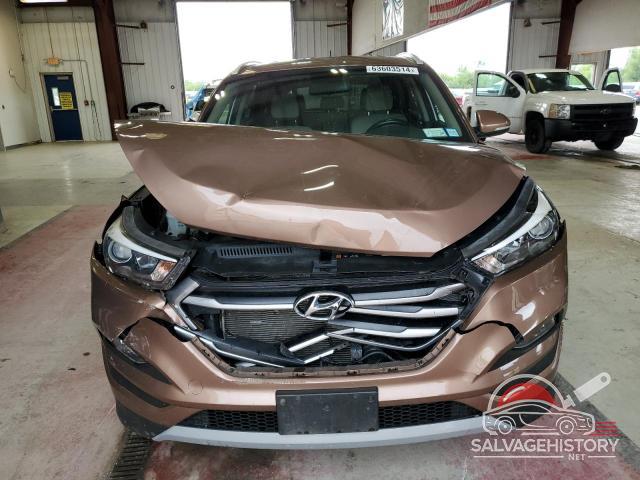 KM8J3CA27HU390754 2017 HYUNDAI TUCSON photo no. 5