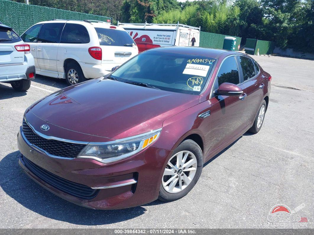 5XXGT4L34HG174232 2017 KIA OPTIMA photo no. 2