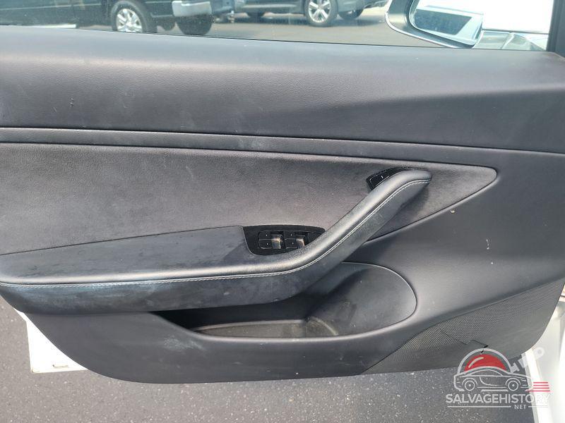 5YJ3E1EB7LF636905 2020 TESLA MODEL 3 photo no. 9
