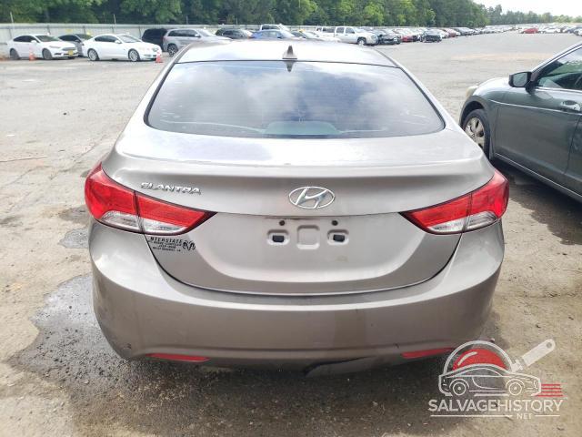 5NPDH4AE5DH218133 2013 HYUNDAI ELANTRA photo no. 6