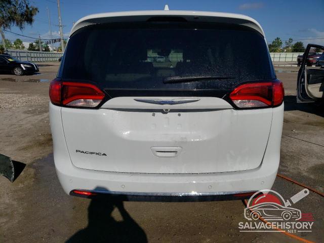 2C4RC1BG7JR270588 2018 CHRYSLER PACIFICA photo no. 6