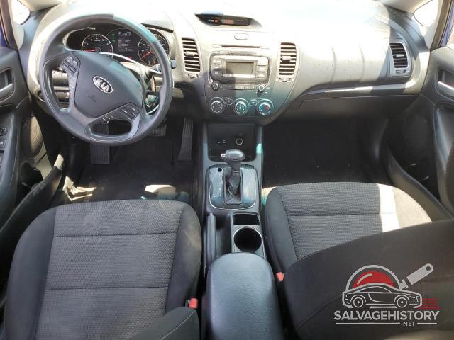 3KPFK4A75JE205670 2018 KIA FORTE photo no. 8
