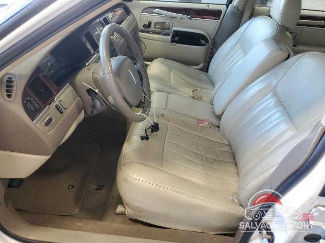 1LNHM81W95Y645646 2005 LINCOLN TOWNCAR photo no. 7
