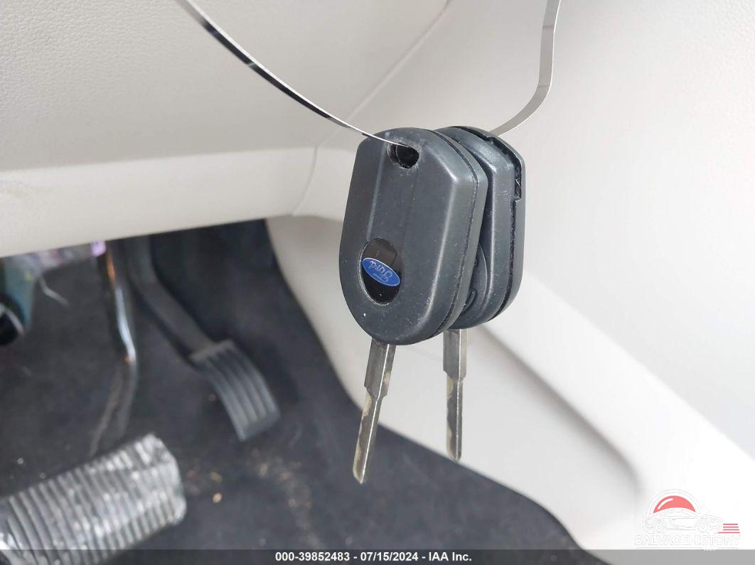 1FMCU0GD9HUE01749 2017 FORD ESCAPE photo no. 11