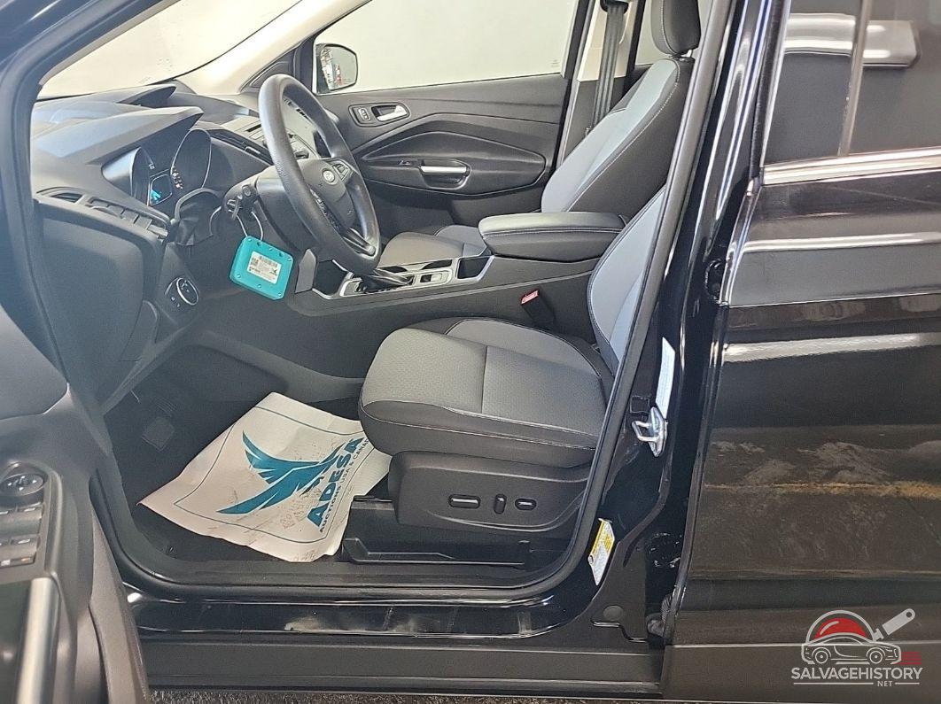 1FMCU0GD0JUC91387 2018 FORD ESCAPE photo no. 5