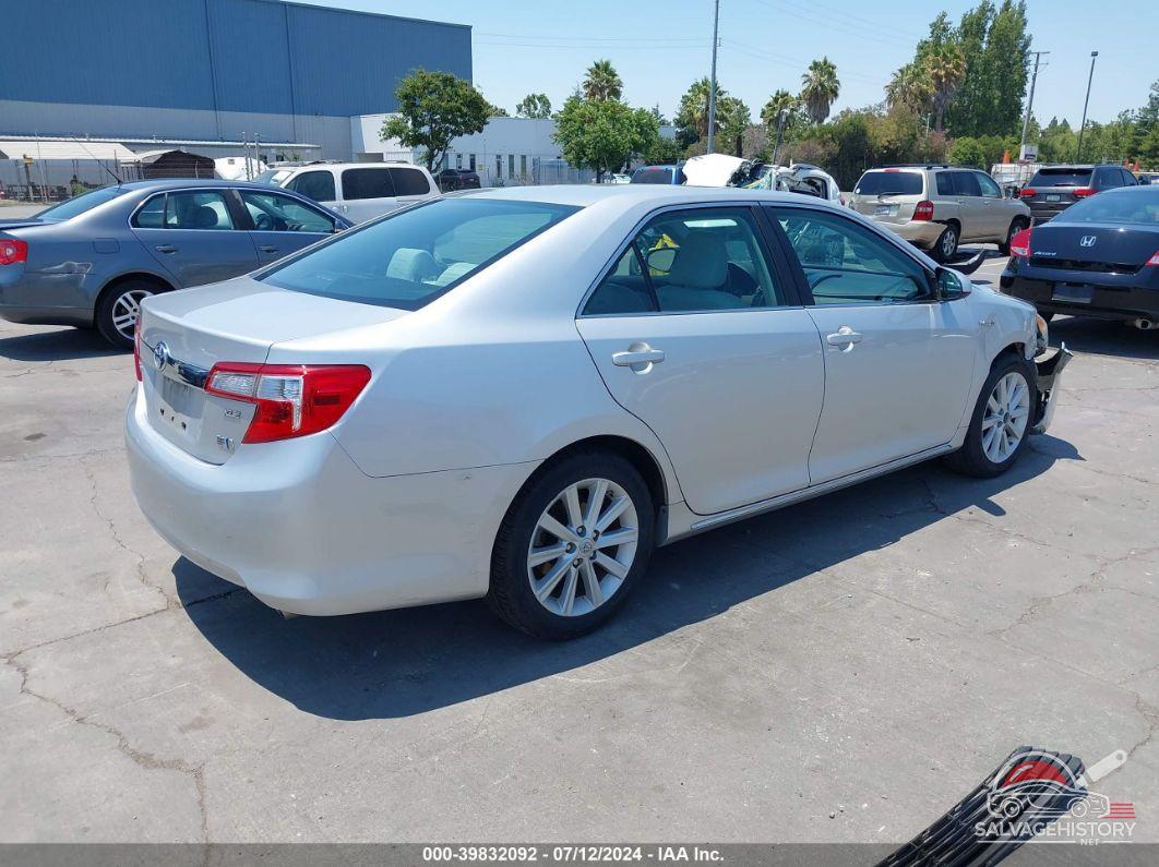 4T1BD1FK6CU047005 2012 TOYOTA CAMRY HYBRID photo no. 4