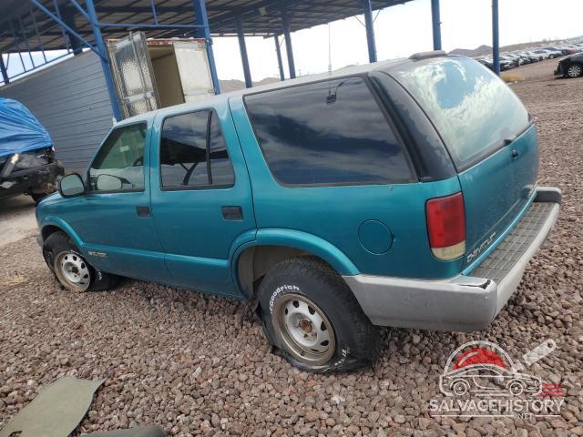 1GNDT13W8S2188733 1995 CHEVROLET BLAZER photo no. 2