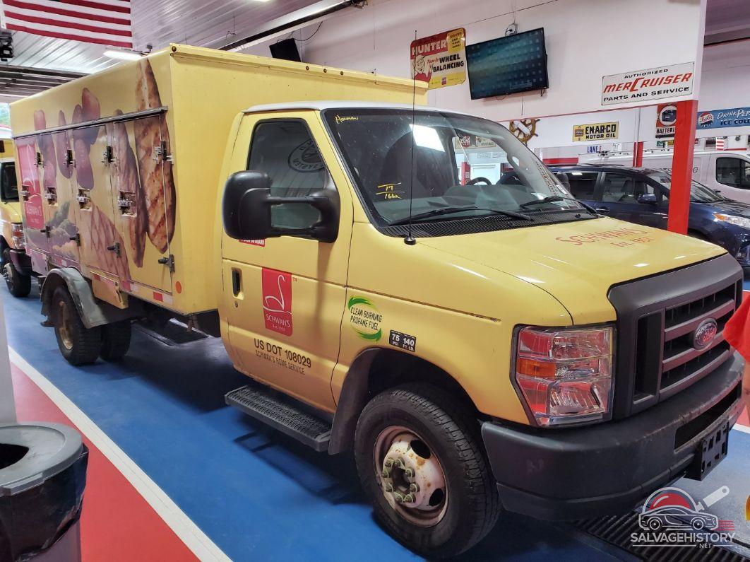 1FDXE4FS1HDC69043 2017 FORD ECONOLINE photo no. 3