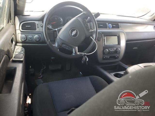 1GNUKAE09AR137419 2010 CHEVROLET TAHOE photo no. 8