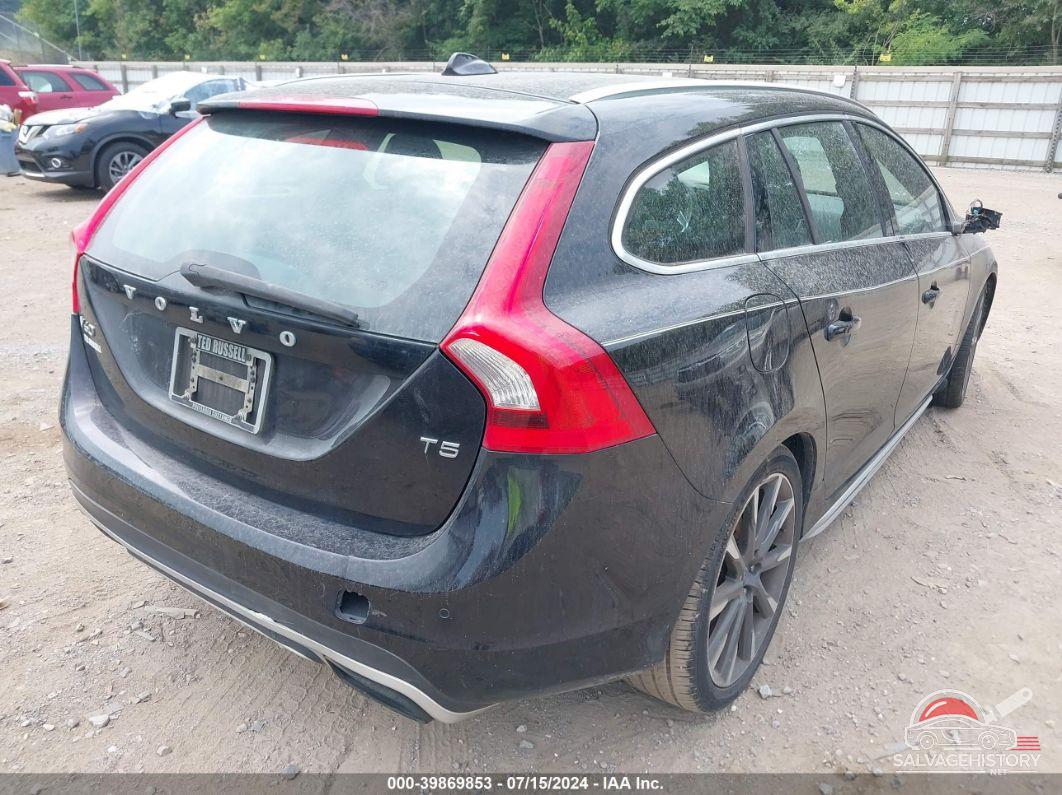 YV140MEB2F1187211 2015 VOLVO V60 photo no. 4