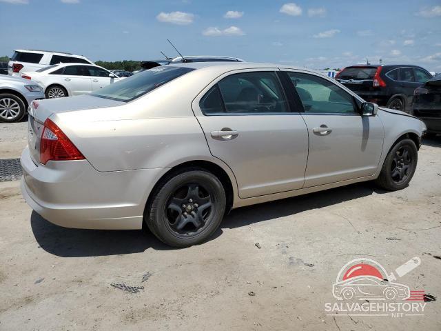 3FAHP0HA7AR395135 2010 FORD FUSION photo no. 3