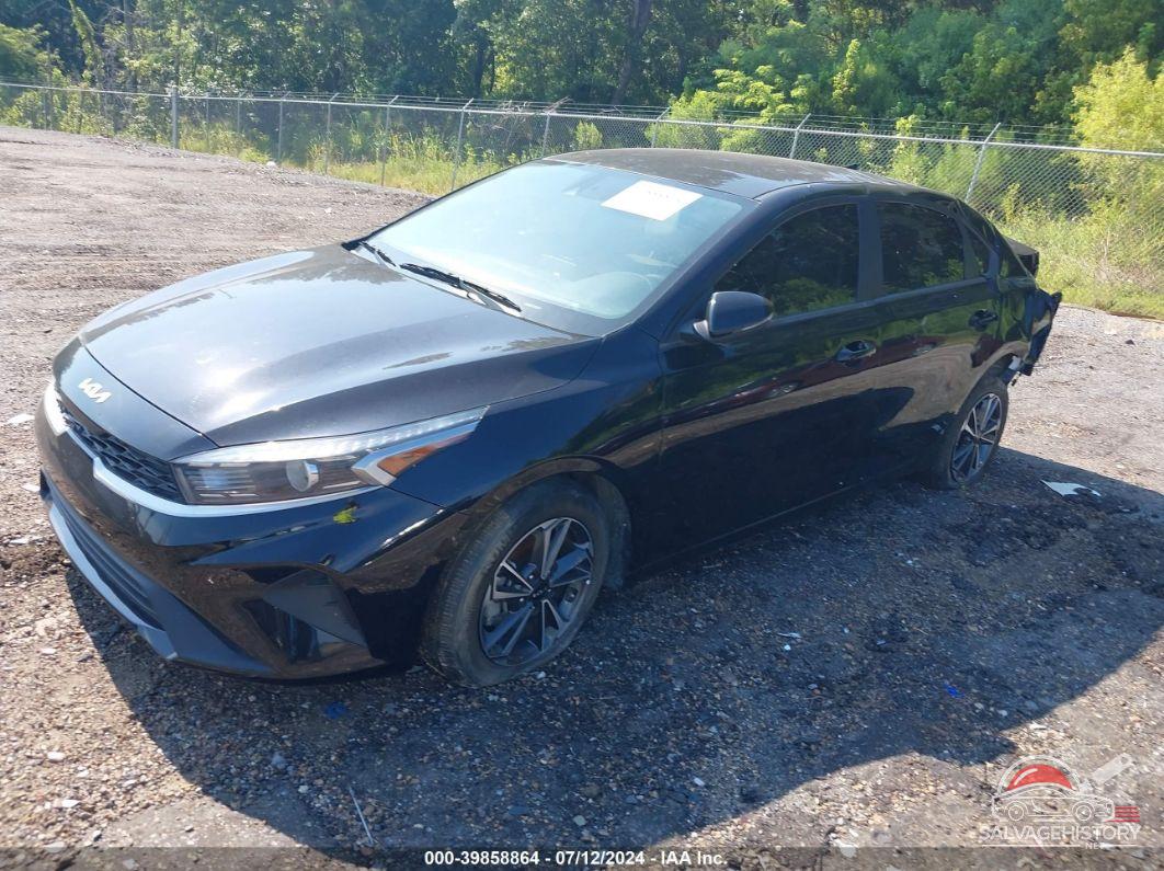 3KPF24AD1NE434021 2022 KIA FORTE photo no. 2