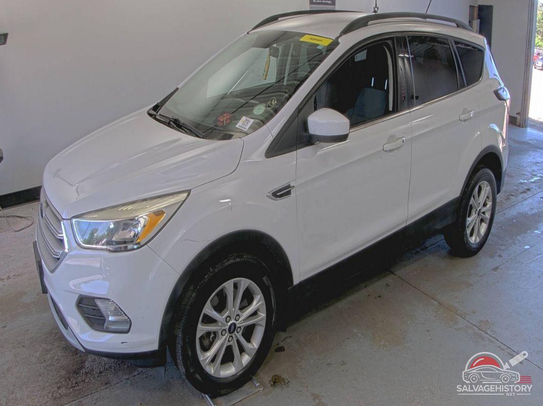 1FMCU9GD4JUA85039 2018 FORD ESCAPE photo no. 3