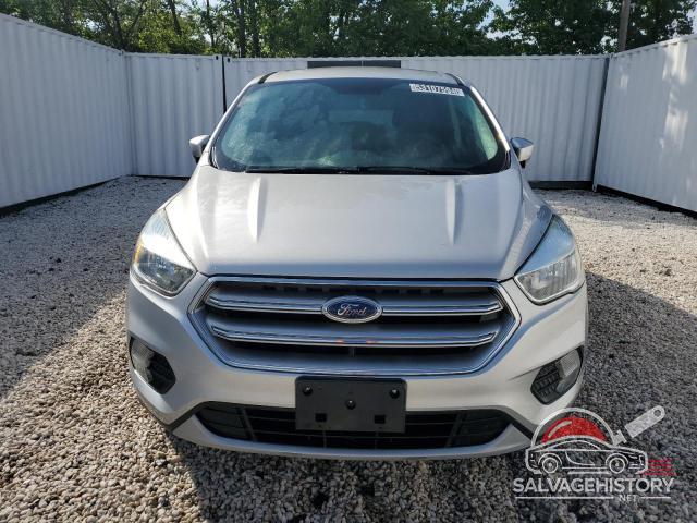 1FMCU0GD9HUB05825 2017 FORD ESCAPE photo no. 5