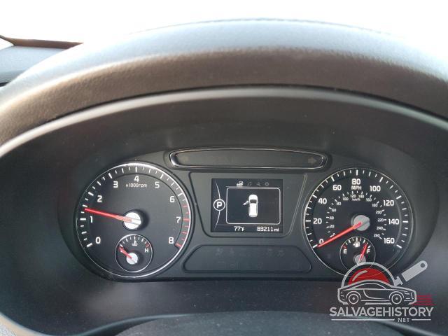 5XYPG4A33HG241440 2017 KIA SORENTO photo no. 9