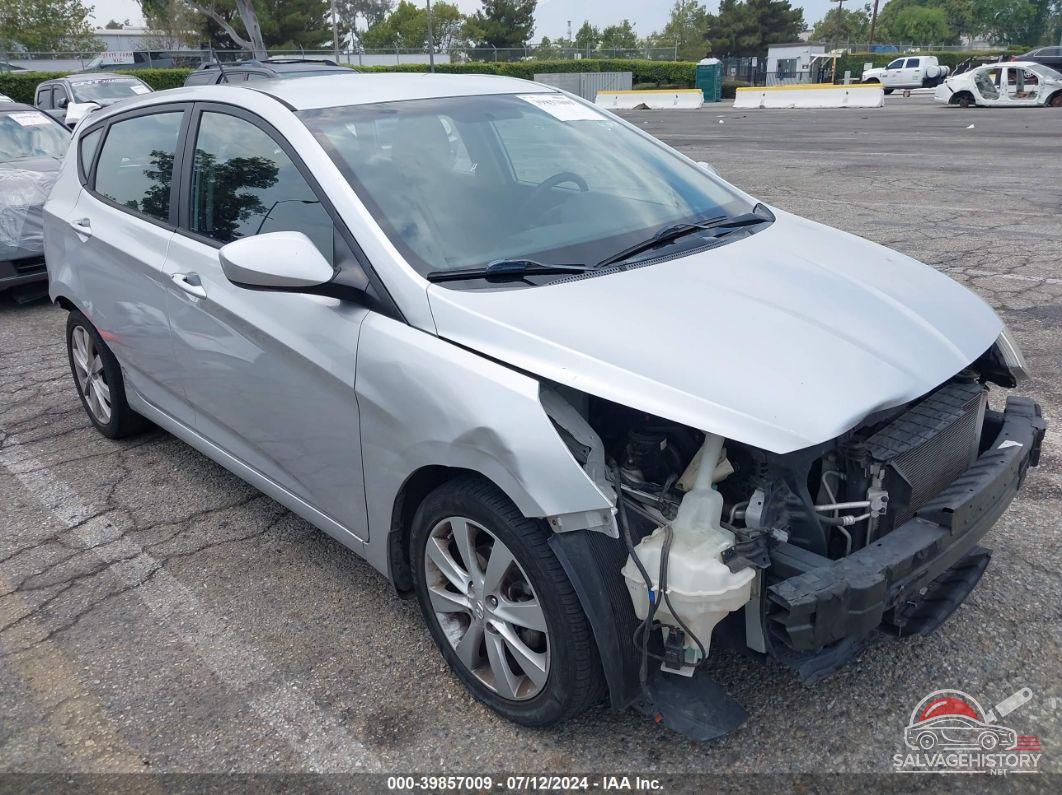 KMHCU5AE0CU052181 2012 HYUNDAI ACCENT photo no. 11