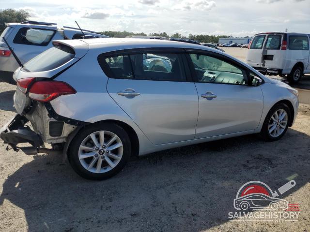 KNAFK5A82H5707361 2017 KIA FORTE photo no. 3
