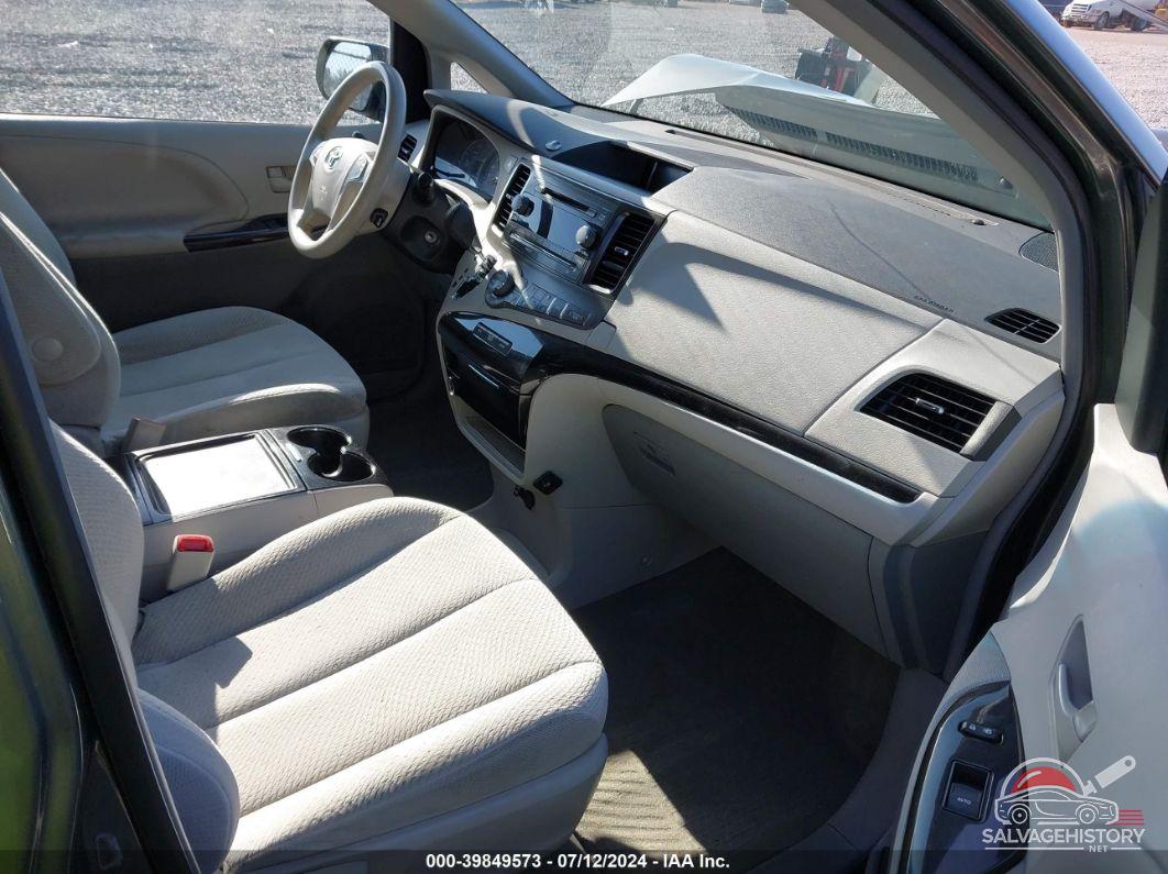 5TDKK3DC0DS284726 2013 TOYOTA SIENNA photo no. 5