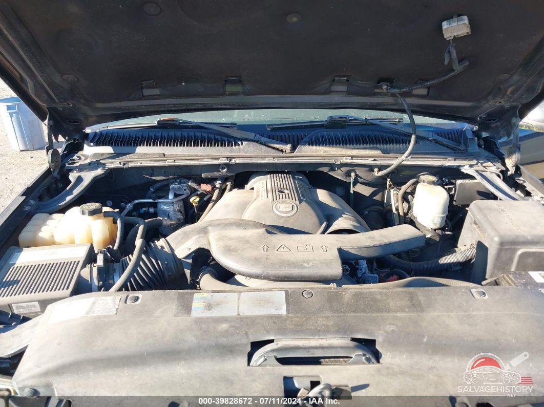 1GYEK63N32R140420 2002 CADILLAC ESCALADE photo no. 10