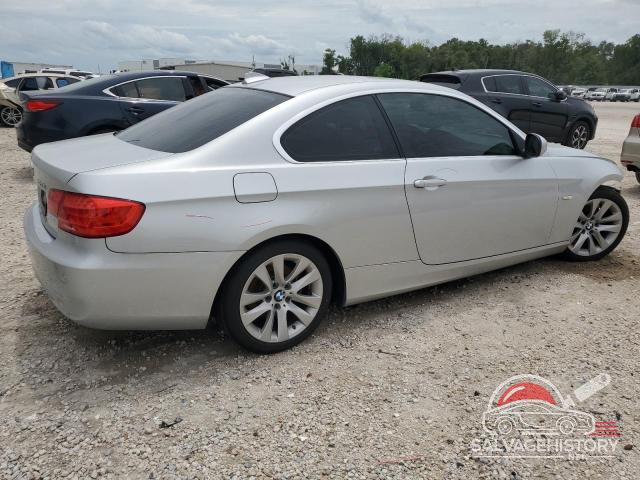 WBAKE5C5XCJ106711 2012 BMW 3 SERIES photo no. 3