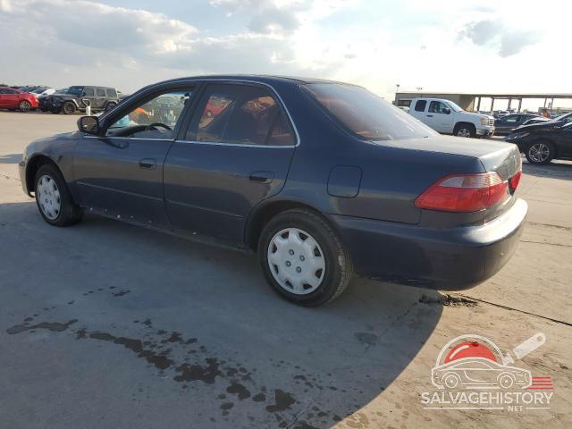 1HGCG5645YA045930 2000 HONDA ACCORD photo no. 2