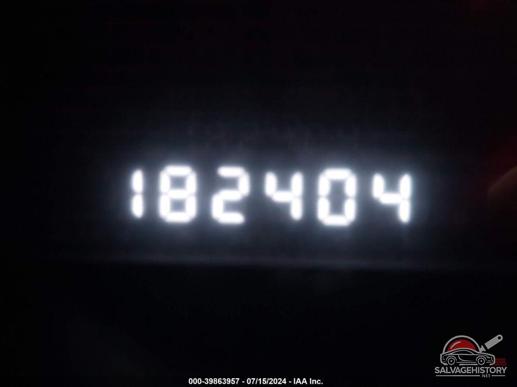 2C4RVAAG9CR355785 2012 VOLKSWAGEN ROUTAN photo no. 7