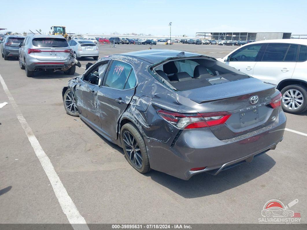 4T1G11AK5NU719290 2022 TOYOTA CAMRY photo no. 3