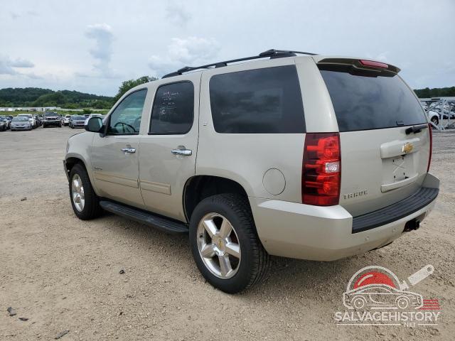 1GNSKBE02DR280276 2013 CHEVROLET TAHOE photo no. 2