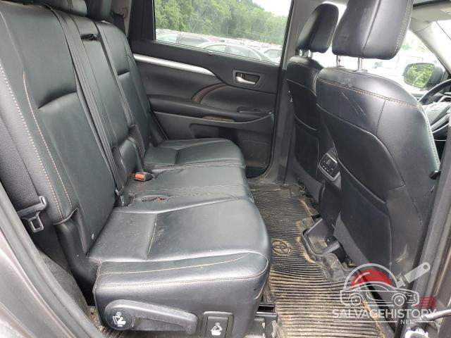 5TDJKRFH6GS331804 2016 TOYOTA HIGHLANDER photo no. 11