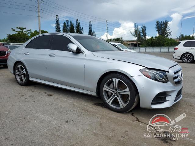 WDDZF4KB1HA230945 2017 MERCEDES-BENZ E-CLASS photo no. 4