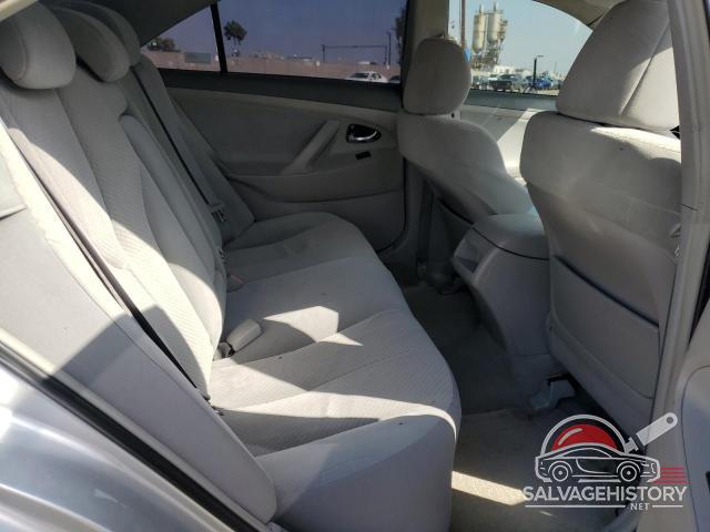4T4BE46KX8R033975 2008 TOYOTA CAMRY photo no. 10