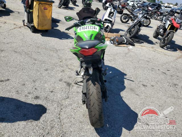 JKAEX8A10EA003919 2014 KAWASAKI EX photo no. 4