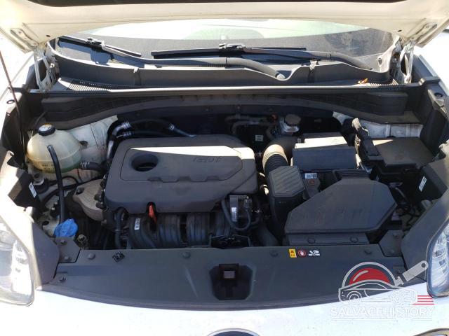 KNDPMCAC0H7112250 2017 KIA SPORTAGE photo no. 12