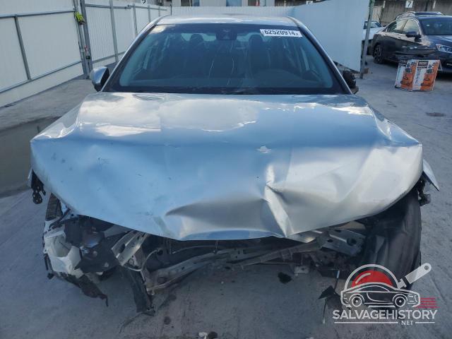 4T1B11HK6JU082887 2018 TOYOTA CAMRY photo no. 5