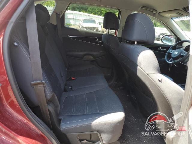 5XYPGDA30HG262066 2017 KIA SORENTO photo no. 11