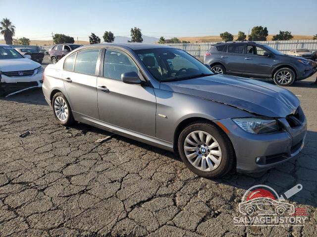 WBAPH57529NL80218 2009 BMW 3 SERIES photo no. 4