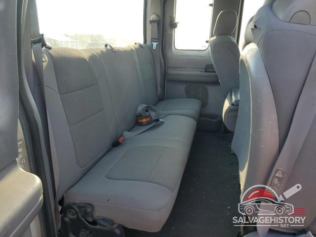 1FTNX21S44ED28365 2004 FORD F250 photo no. 10