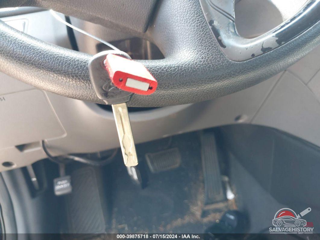 5NPEB4AC0DH505819 2013 HYUNDAI SONATA photo no. 11