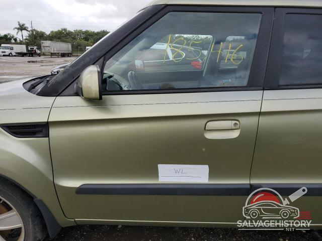 KNDJT2A21A7159108 2010 KIA SOUL photo no. 12