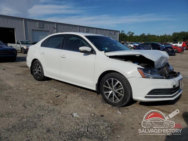3VWDB7AJ6HM291685 2017 VOLKSWAGEN JETTA photo no. 4