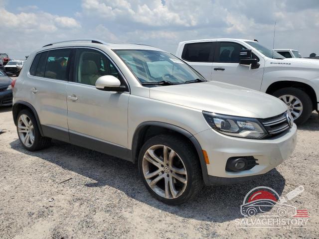 WVGAV7AX3CW555886 2012 VOLKSWAGEN TIGUAN photo no. 4