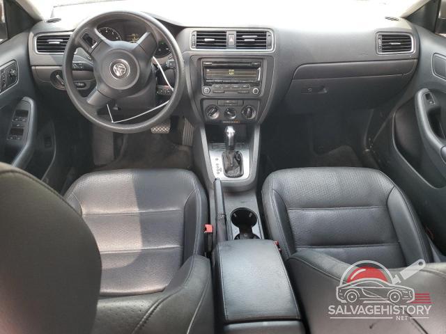 3VWD17AJXEM263919 2014 VOLKSWAGEN JETTA photo no. 8