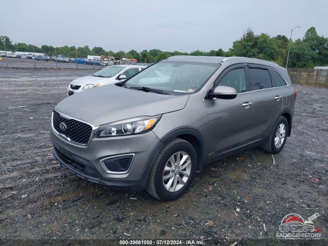 5XYPGDA37GG110932 2016 KIA SORENTO photo no. 2