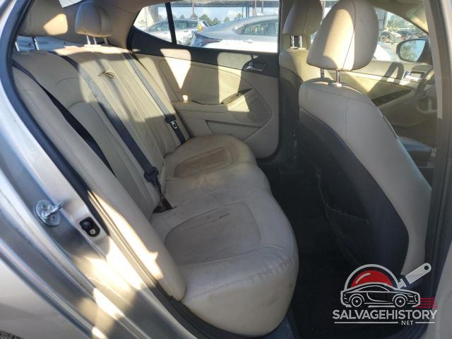 KNAGN4A70B5168503 2011 KIA OPTIMA photo no. 10