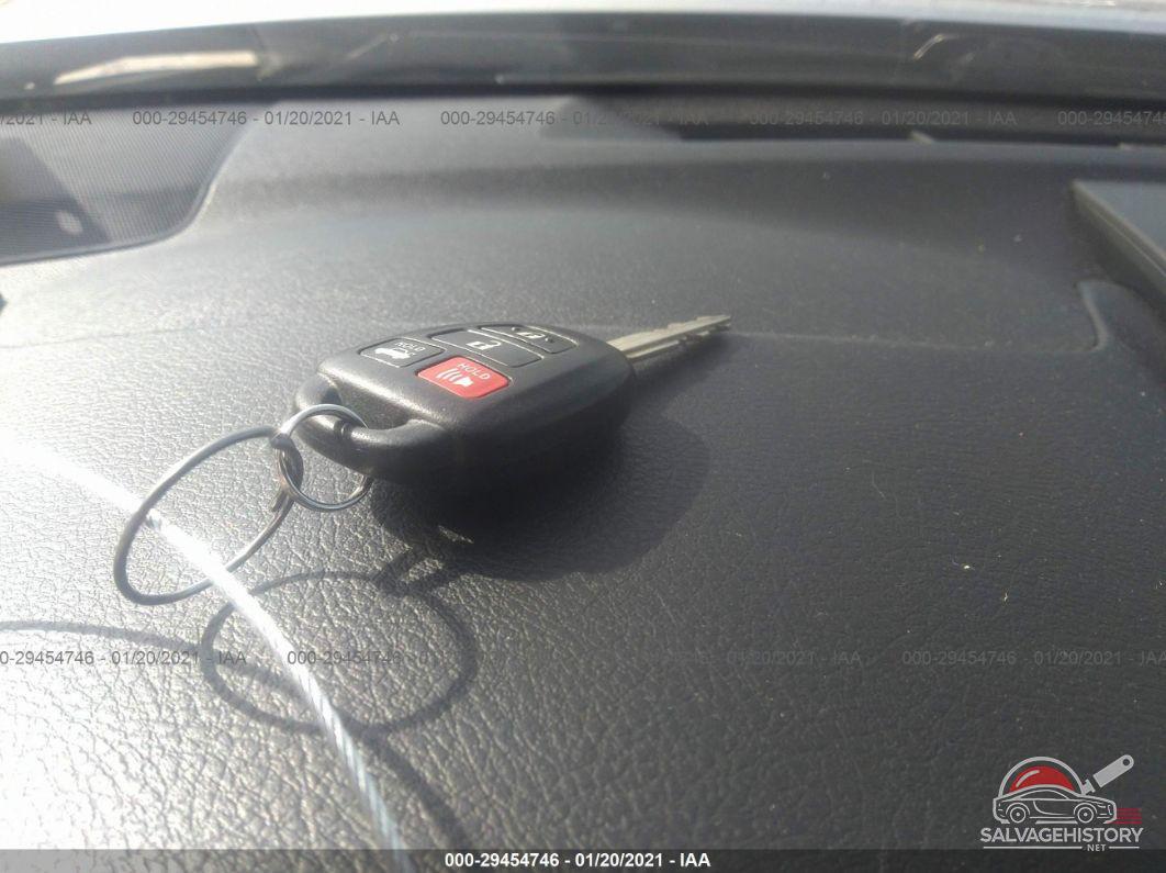 4T1BF1FK3EU758187 2014 TOYOTA CAMRY photo no. 11