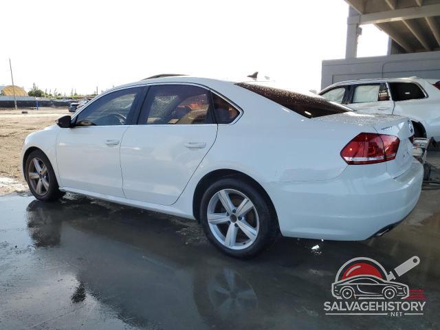 1VWBP7A39CC052376 2012 VOLKSWAGEN PASSAT photo no. 2
