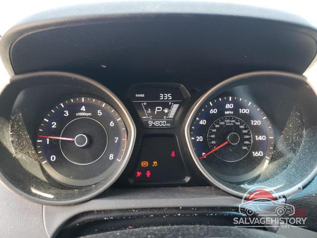 5NPDH4AE1GH699289 2016 HYUNDAI ELANTRA photo no. 9