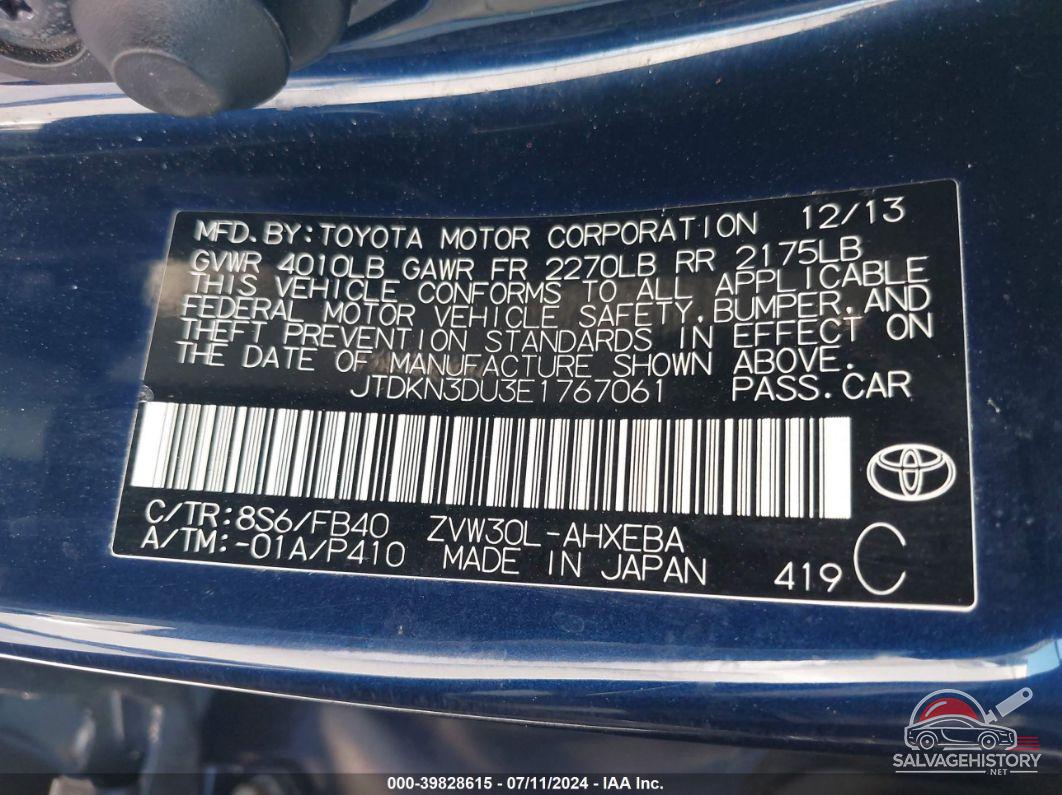 JTDKN3DU3E1767061 2014 TOYOTA PRIUS photo no. 9