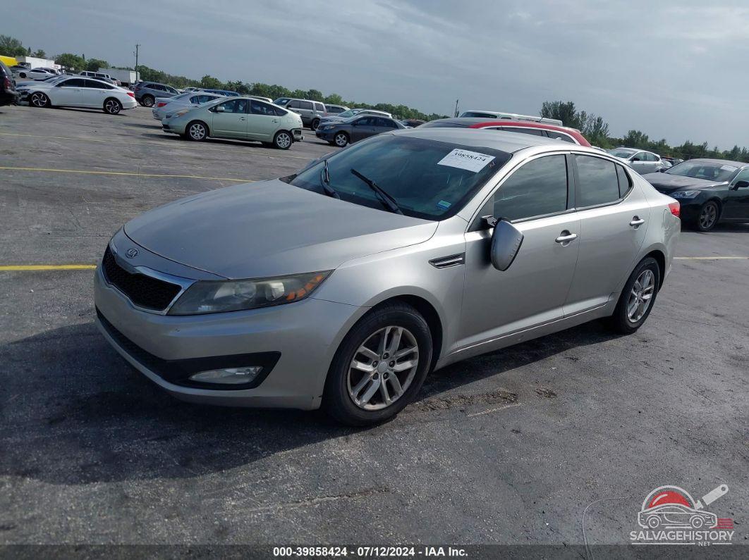 5XXGM4A78CG038181 2012 KIA OPTIMA photo no. 2