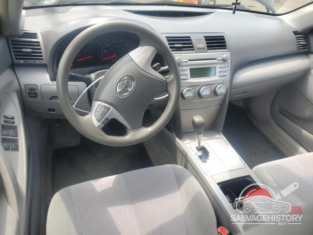 4T1BF3EK8AU076204 2010 TOYOTA CAMRY photo no. 8